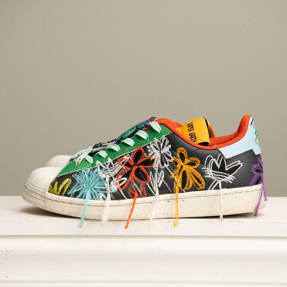 Adidas Super Earth M8.5 Superstar Artistic Streetware Pop Art Colorful Limited‎